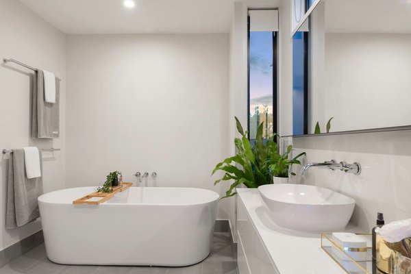 comment créer une salle de bain fonctionnelle dans un petit espace