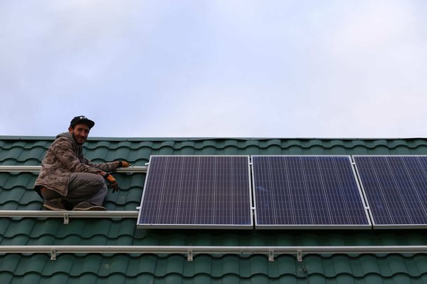 Guide pratique : installation de panneaux solaires à arles